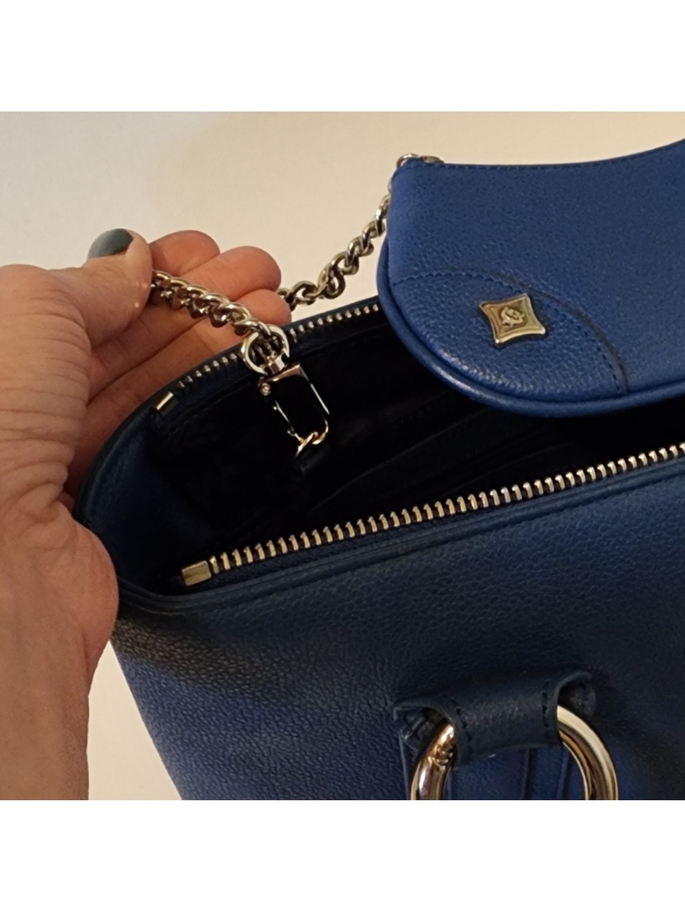 MCM Blue Leather Handbag with Detachable Coin Pouch - Picture 11 of 13